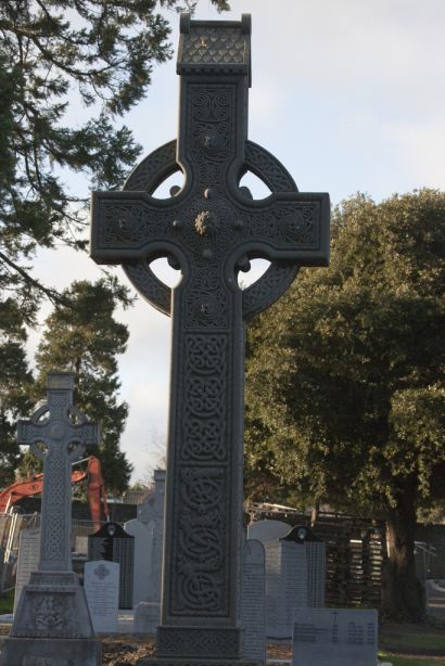 Beautiful Celtic Pattern on this Cross